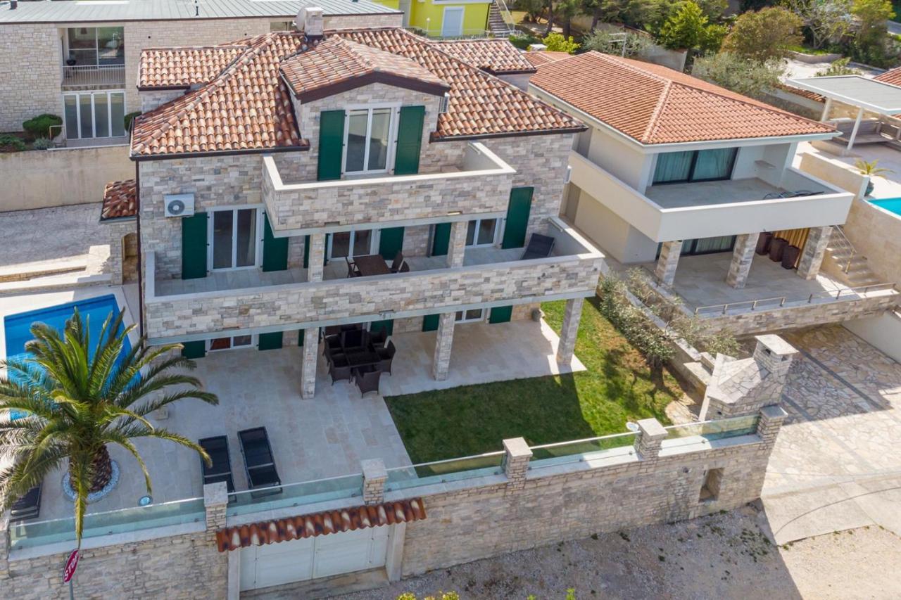 Villa Milena With Pool And Sea View Crveni Vrh Exterior foto