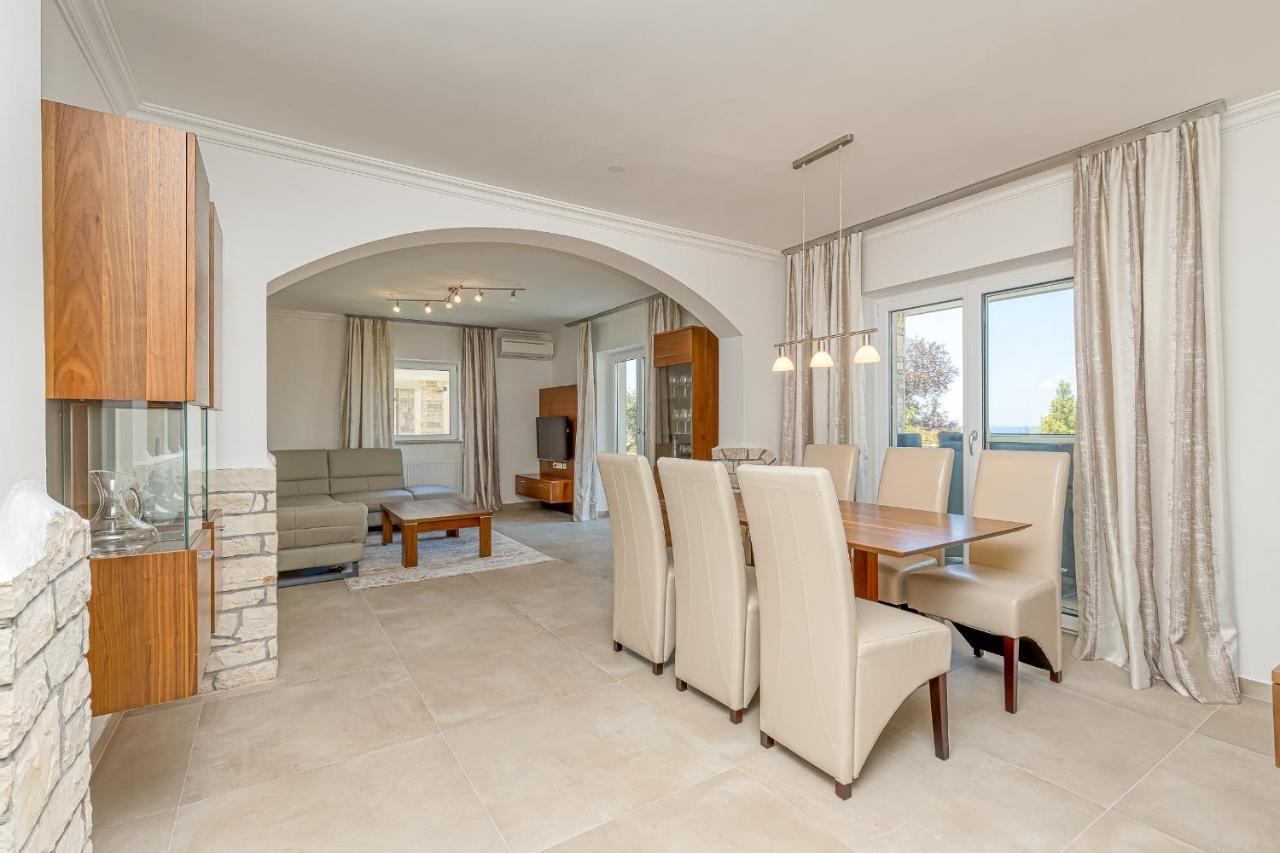 Villa Milena With Pool And Sea View Crveni Vrh Exterior foto